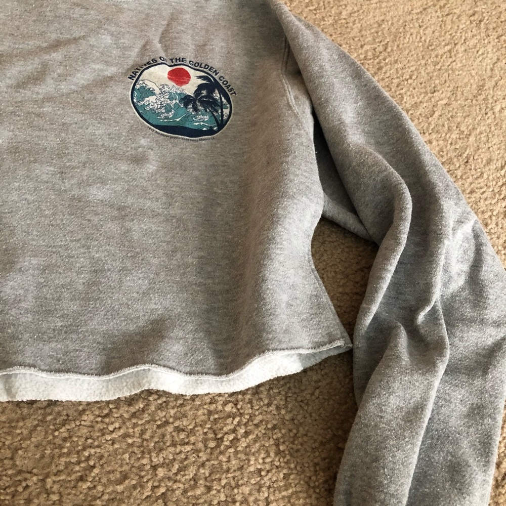 Brandy melville crop sweatshirt - Picture 3 of 3